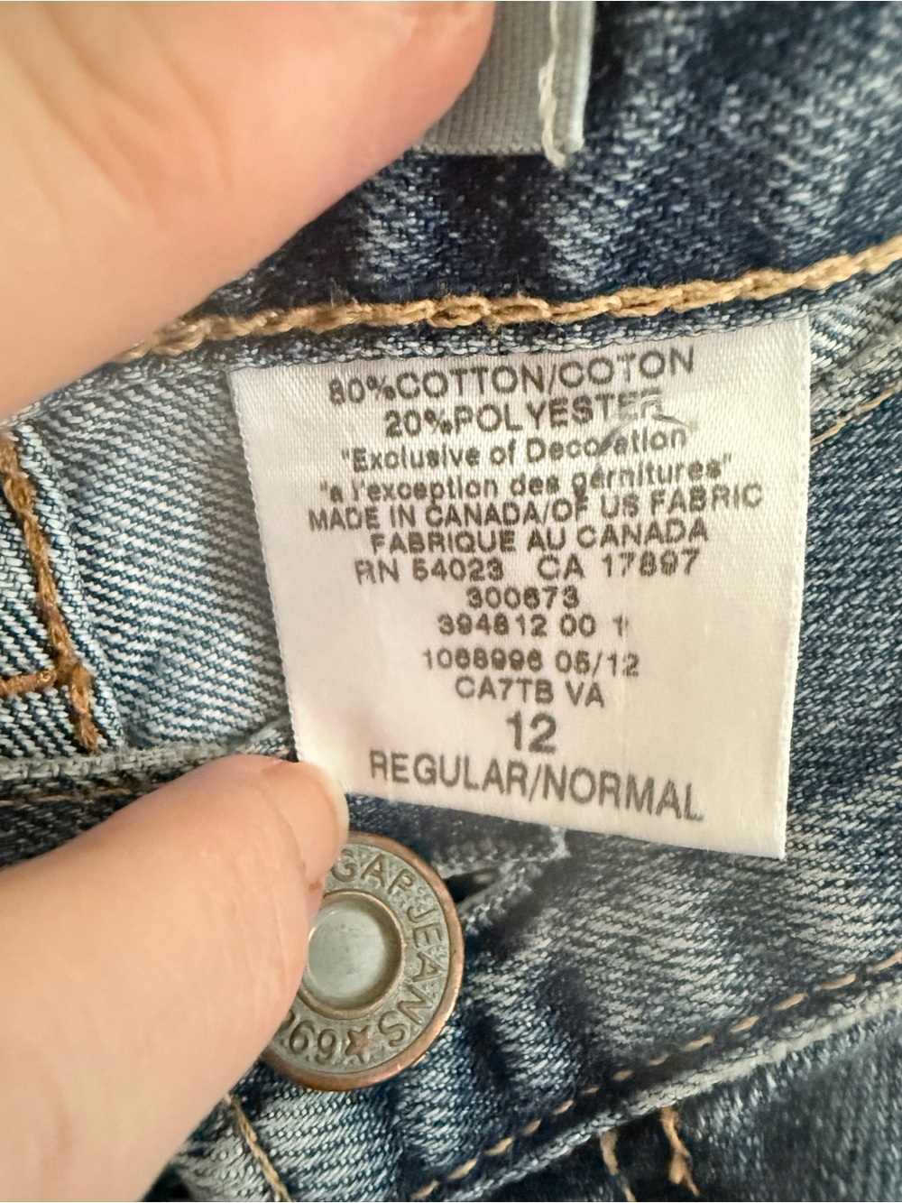 Hand-Embroidered Denim Blue Jeans - Sunset Landscape by GAP - Picture 4 of 6